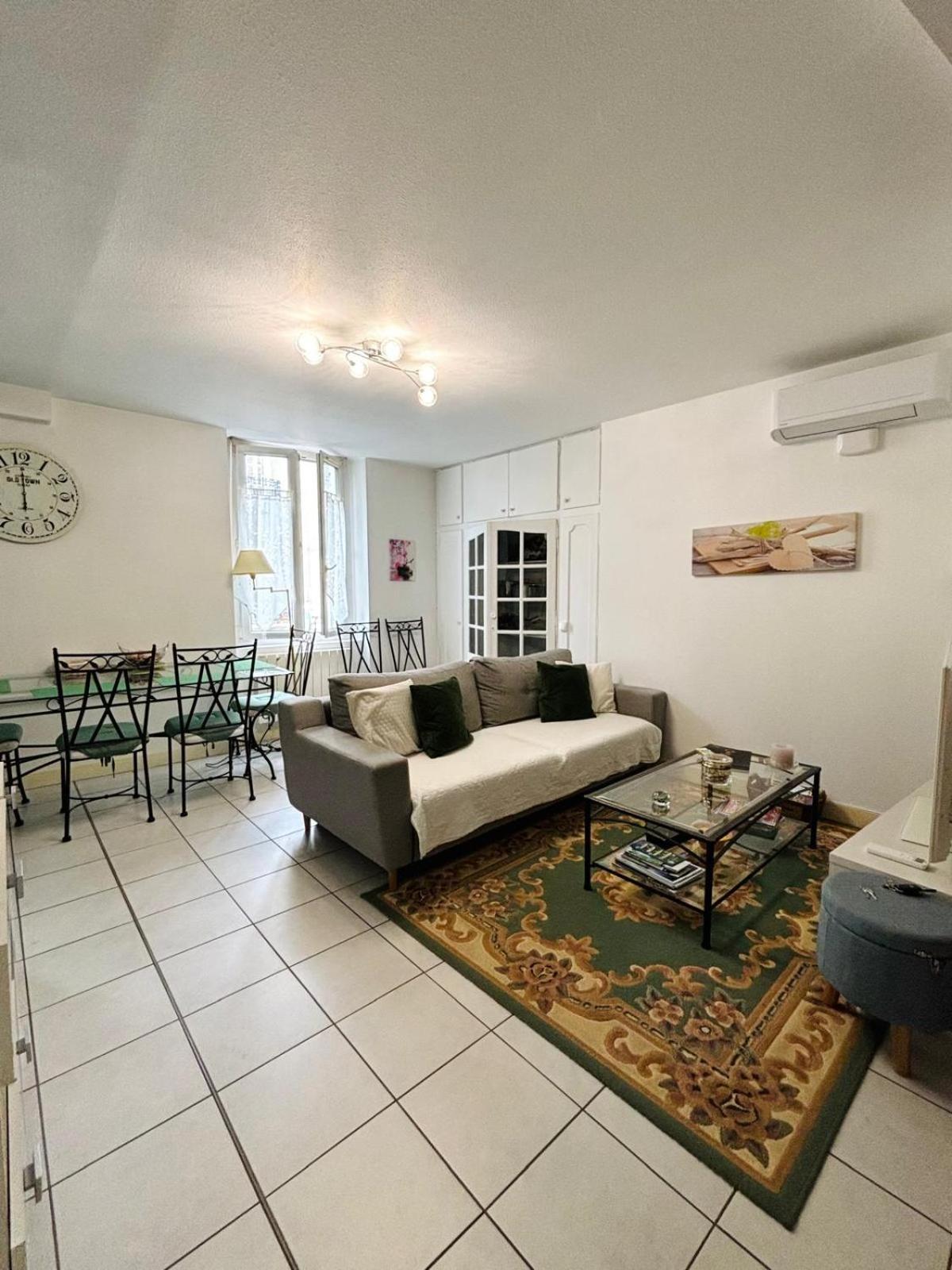 Chez Lucia Appartement Climatise เปรีเกอ ภายนอก รูปภาพ